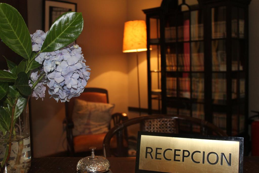Hotel Palacio Conde Toreno Salas  Bagian luar foto
